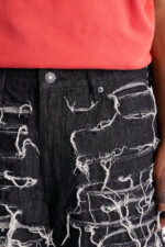 Baggy Jackson Fray Denim Short - Black Wash - Image 4