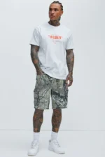 Deylen Cargo Relaxed Shorts - Camouflage - Image 2