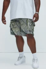 Deylen Cargo Relaxed Shorts - Camouflage - Image 6
